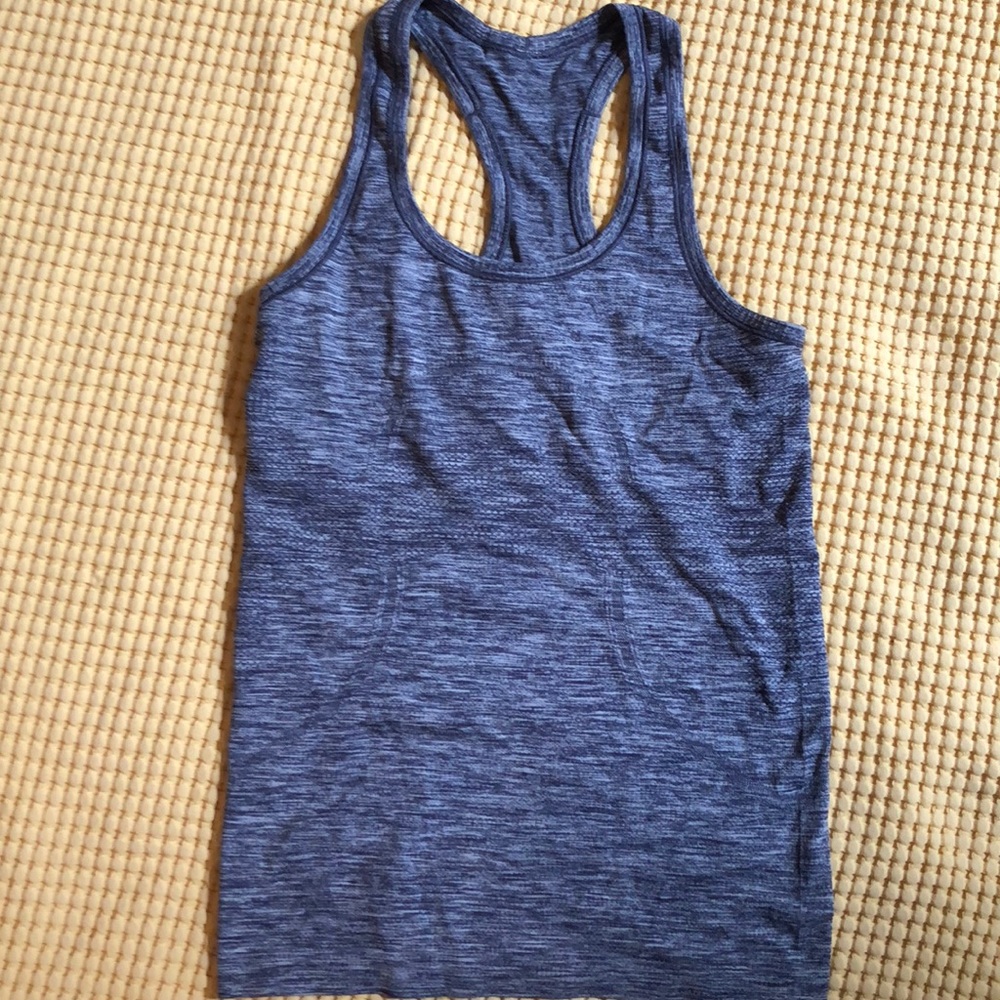 Lulu Lemon size 4 running tank